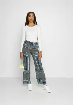 Even&Odd Damen Strickpullover - Off-white -Even&Odd Verkäufe 2023 077e7dd16595475d8ac003cc50bb6e03