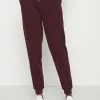 Even&Odd Damen Regular Fit Jogger With Contrast - Jogginghose - Dark Red -Even&Odd Verkäufe 2023 0a98e77cd9fa4395a6c803d13ad7f277