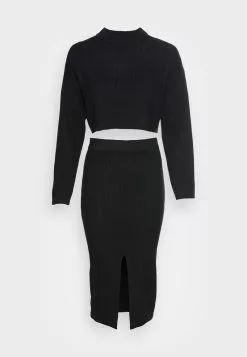 Even&Odd Damen SET SKIRT AND CROPPED JUMPER - Strickpullover - Black -Even&Odd Verkäufe 2023 0af18d85bc9240a3afcedf6d35855d3c