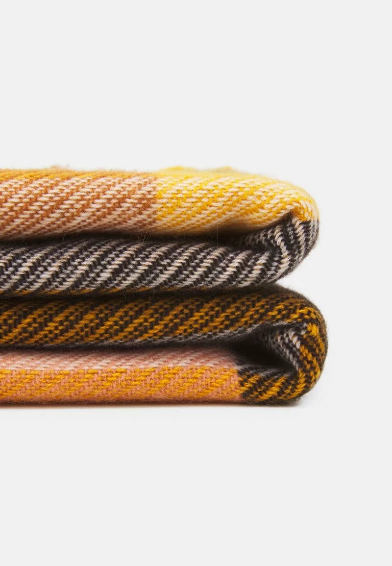 Even&Odd Damen Schal - Mustard Yellow 5 Even&Odd Damen Schal - Mustard Yellow – Bild 3