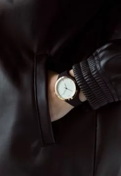 Even&Odd Damen Uhr - Black -Even&Odd Verkäufe 2023 1950a900e9eb4d3ab109919176a38696