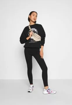 Even&Odd Damen Printed Oversized Sweatshirt - Sweatshirt - Black -Even&Odd Verkäufe 2023 244008ad5f554ad7b3667739ccc073cb