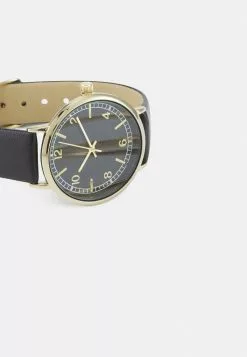 Even&Odd SET - Uhr - Black/gold-coloured | Damen 11 Even&Odd SET - Uhr - Black/gold-coloured | Damen -Even&Odd Verkäufe 2023 247860d8cb874d9db3e14cd4cb6c47c0