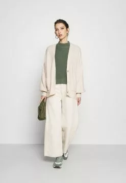 Even&Odd CROPPED MOCK NECK - Strickpullover - Green | Damen 9 Even&Odd CROPPED MOCK NECK - Strickpullover - Green | Damen -Even&Odd Verkäufe 2023 2f82f85d834b41e2a4f81f0f138c7056