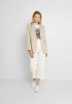 Even&Odd Verkäufe 2023 -Even&Odd Verkäufe 2023 31f92d14e66d49bca8e9ee874cbf712e