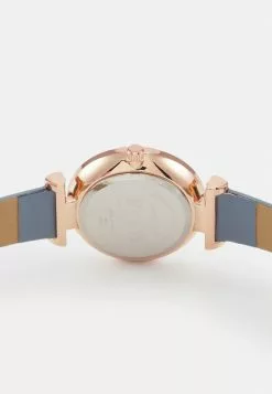 Even&Odd Damen Uhr - Light Blue -Even&Odd Verkäufe 2023 3f7fa3eaab3a4b6997fd496d14a4d0f1