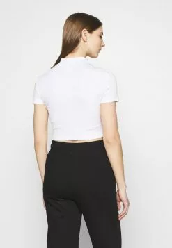 Even&Odd Damen 2 PACK - T-Shirt Basic - Black/white 11 Even&Odd Damen 2 PACK - T-Shirt Basic - Black/white -Even&Odd Verkäufe 2023 4453bdd3be8a44aeb9c229ea921ca8a7