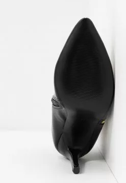 Even&Odd Damen High Heel Stiefelette - Black -Even&Odd Verkäufe 2023 4491f26e0d5541699149494c2dc8ec9b