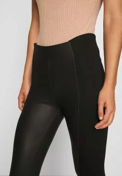 Even&Odd Damen PU LEGGINGS WITH PUNTO INSERTS - Leggings - Hosen - Black -Even&Odd Verkäufe 2023 4a76fccfa79e44ca98b64b55e8e0d705