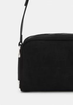 Even&Odd Damen Umhängetasche - Black 9 Even&Odd Damen Umhängetasche - Black -Even&Odd Verkäufe 2023 4eaad2bc5da54307bda116999187b23a