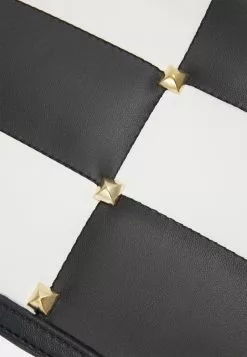 Even&Odd Damen Umhängetasche - Black/white 13 Even&Odd Damen Umhängetasche - Black/white -Even&Odd Verkäufe 2023 5151ad3dff1148daafd5c18617768874