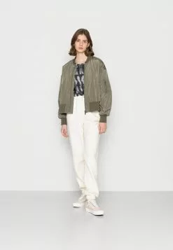 Even&Odd Damen Langarmshirt - Black/white 8 Even&Odd Damen Langarmshirt - Black/white -Even&Odd Verkäufe 2023 531cee84b30c48469dc9b279eafbae7f