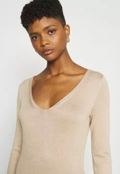 Even&Odd Damen KNIT MAXI V NECK DRESS WITH SLIT - Strickkleid - Camel -Even&Odd Verkäufe 2023 5c9ace71db004e5d9857c688d9545519