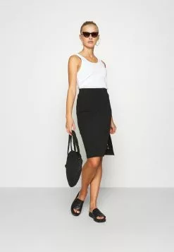 Even&Odd Damen BASIC - Midi Skirt With Slit - Bleistiftrock - Black 8 Even&Odd Damen BASIC - Midi Skirt With Slit - Bleistiftrock - Black -Even&Odd Verkäufe 2023 728adfedbabb4c968d8ad9e3aa2229ad