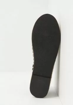 Even&Odd Damen 2 PACK - Espadrille - Black/white 17 Even&Odd Damen 2 PACK - Espadrille - Black/white -Even&Odd Verkäufe 2023 7f5f1fb040f540ffab76f7147cc9928c