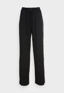 Even&Odd BELT DETAIL WIDE LEG PANTS - Stoffhose - Black | Damen 10 Even&Odd BELT DETAIL WIDE LEG PANTS - Stoffhose - Black | Damen -Even&Odd Verkäufe 2023 8db4dc9593744c85bd2078434f652a50