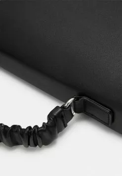 Even&Odd Damen Notebooktasche - Black -Even&Odd Verkäufe 2023 b33e850e78b2462b8444e21238f1fd5e