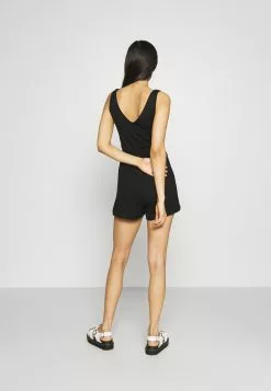 Even&Odd Damen BASIC Deep V Playsuit - Jumpsuit - Black -Even&Odd Verkäufe 2023 b4faa5962a7f4ec688c38dab6c486f96