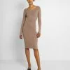 Even&Odd KNIT V NECK MIDI BODYCON DRESS - Etuikleid - Taupe | Damen 1 Even&Odd KNIT V NECK MIDI BODYCON DRESS - Etuikleid - Taupe | Damen -Even&Odd Verkäufe 2023 b6e492f6b4c746c1a67468d1e7cfaa2f