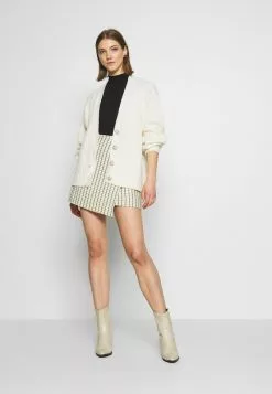 Even&Odd Damen T-Shirt Basic - Black -Even&Odd Verkäufe 2023 b7f4cbe065a64a558c21abc0ccceb1f1