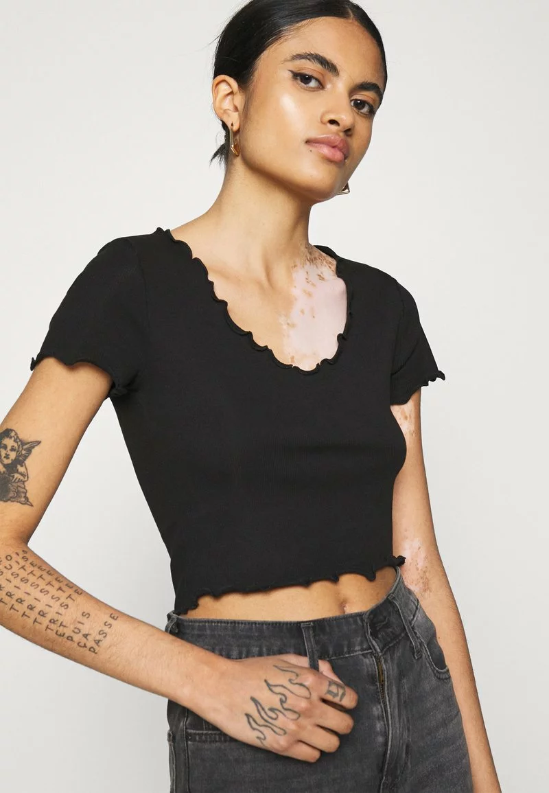 Even&Odd Damen T-Shirt Basic - Black 6 Even&Odd Damen T-Shirt Basic - Black – Bild 4