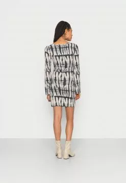 Even&Odd Damen FLARED SLEEVES DRESS 2 Pack - Freizeitkleid - Black/light Grey 10 Even&Odd Damen FLARED SLEEVES DRESS 2 Pack - Freizeitkleid - Black/light Grey -Even&Odd Verkäufe 2023 ca1189e834304902b850639e93ea5d96