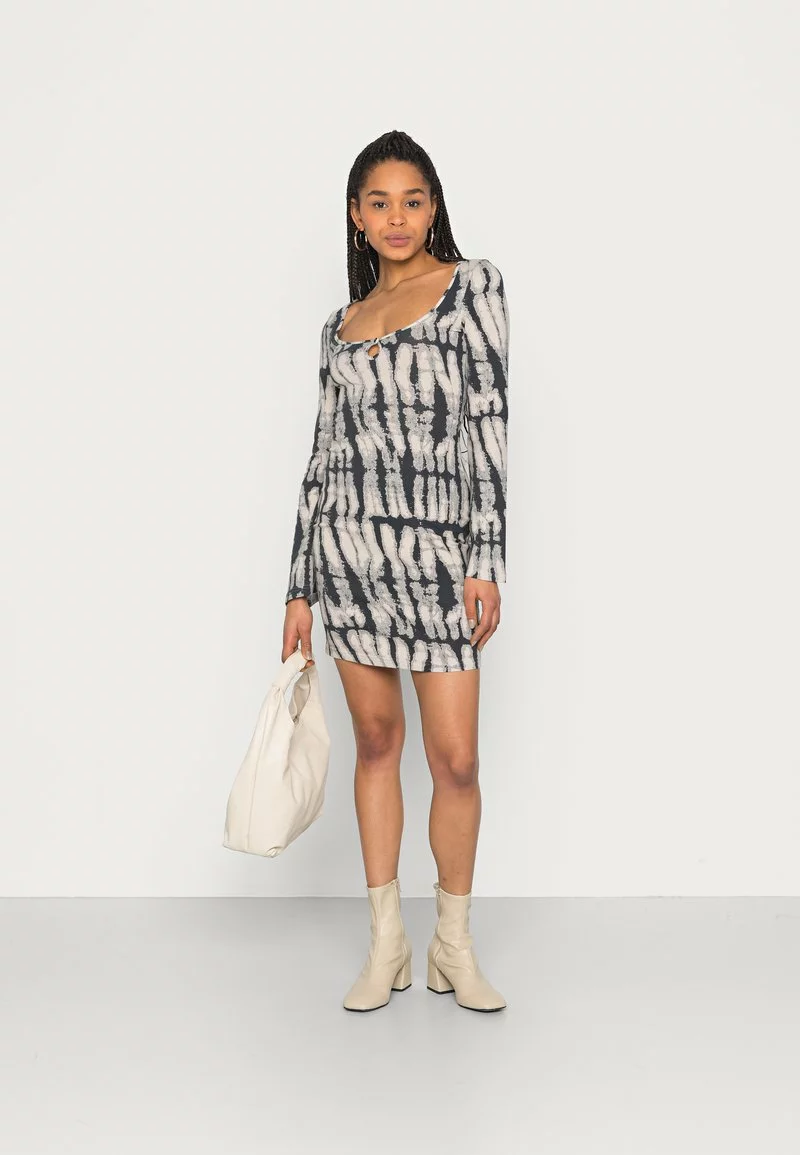 Even&Odd Damen FLARED SLEEVES DRESS 2 Pack - Freizeitkleid - Black/light Grey 3 Even&Odd Damen FLARED SLEEVES DRESS 2 Pack - Freizeitkleid - Black/light Grey