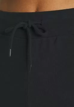 Even&Odd Damen 2er PACK - Slim Fit Joggers - Jogginghose - Black/ White 13 Even&Odd Damen 2er PACK - Slim Fit Joggers - Jogginghose - Black/ White -Even&Odd Verkäufe 2023 e6b181397dfd444e919faee82e65ce9a