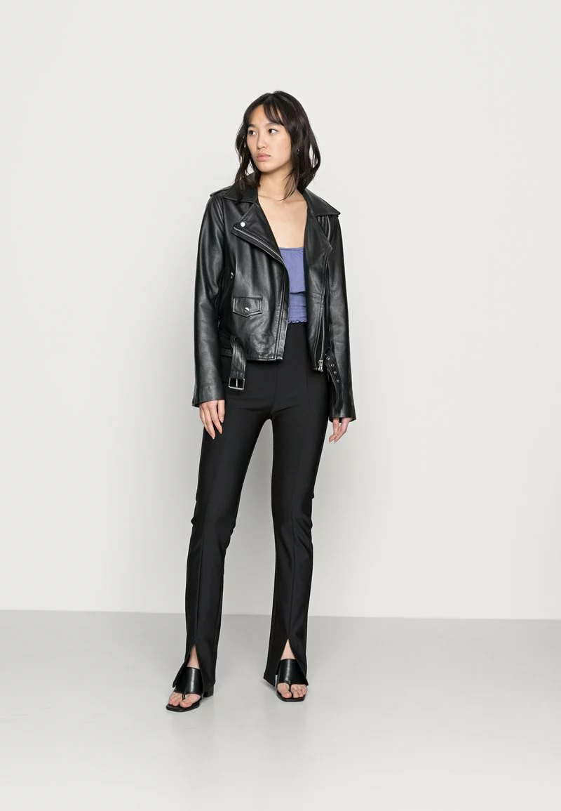 Even&Odd Damen SHIRRING DETAIL LONG SLEEVE CROP WITH GATHER - Langarmshirt - Blue 4 Even&Odd Damen SHIRRING DETAIL LONG SLEEVE CROP WITH GATHER - Langarmshirt - Blue – Bild 2