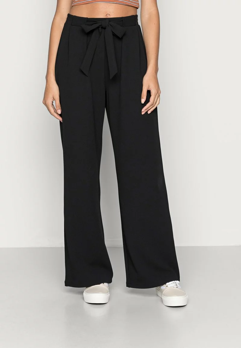 Even&Odd BELT DETAIL WIDE LEG PANTS - Stoffhose - Black | Damen 3 Even&Odd BELT DETAIL WIDE LEG PANTS - Stoffhose - Black | Damen